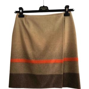 MAX MARA weekend skirt. NWOT